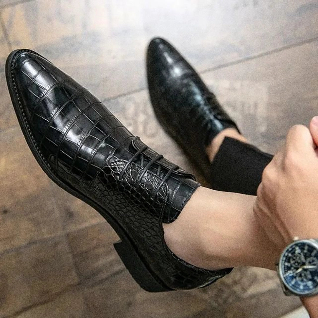 Sapato Derby Masculino Elysian Clássico Luxe – Couro Envernizado